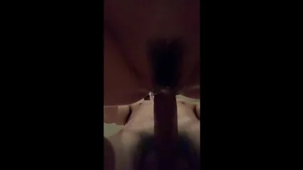 Трах в волосатую киску крупным планом в позе раком